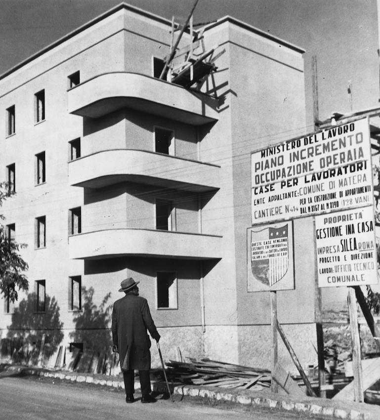 Palazzina in costruzione con il Piano Casa.