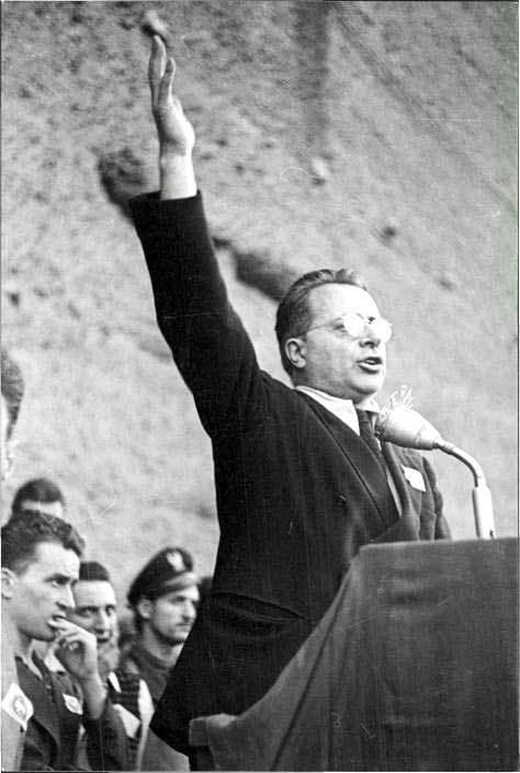 Togliatti alla Festa dell'Unità di Roma del 1948.