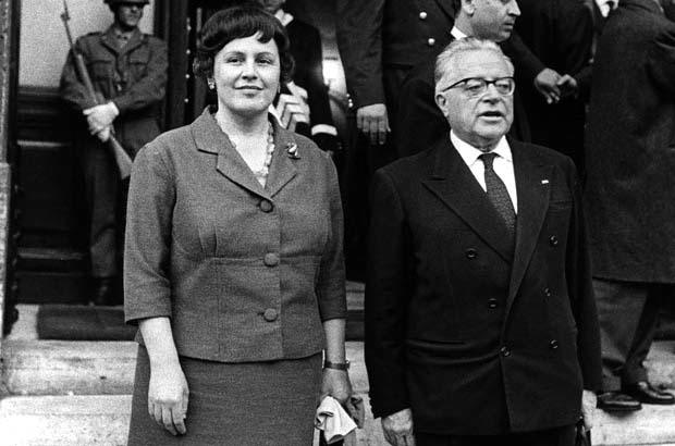 Palmiro Togliatti con Nilde Iotti nel 1950.