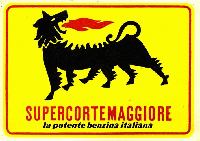 Il marchio Supercortemaggiore della benzina italiana dell'ENI.