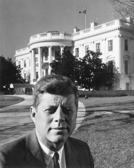 John F. Kennedy alla Casa bianca.