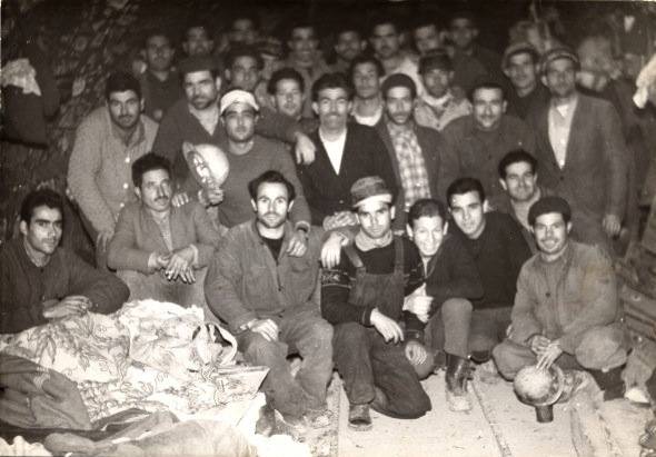 Minatori sardi di Montevecchio in sciopero nel 1961.