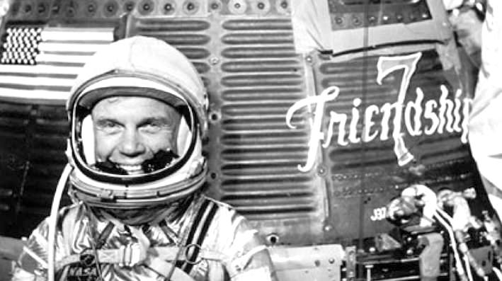 John Glenn e la sua navetta spaziale Friendship 7.