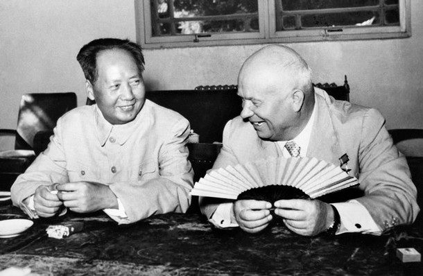 Mao e Krusciov a Pechino nel 1958. 