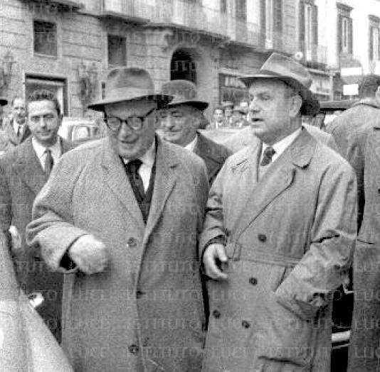 Nenni e De Martino durante il XXXIII congresso del PSI.