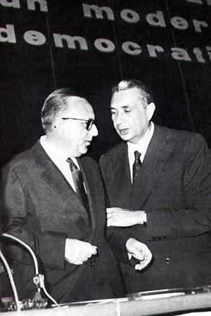 Aldo Moro e Mariano Rumor due protagonisti della corrente dei “dorotei”.