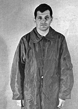 Gary Powers, pilota dell'aereo abbattuto, fatto prigioniero dai sovietici.
