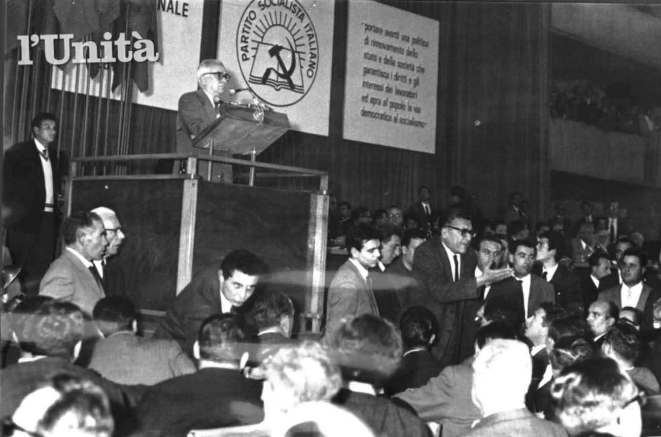 La relazione di Nenni al congresso del PSI.