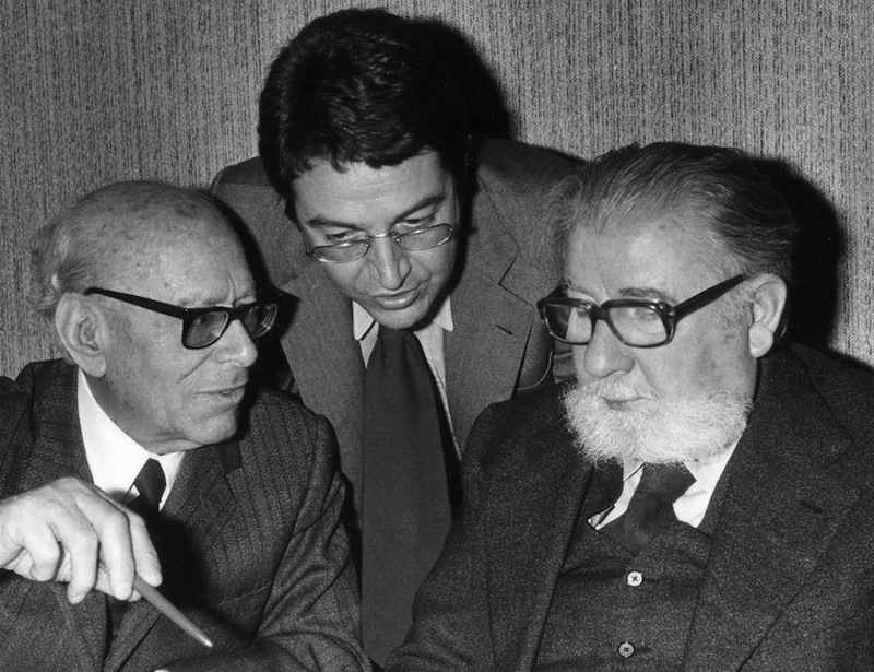 Aldo Bozzi (a destra) insieme a Umberto Terracini (a sinistra). Il 12 ottobre 1983 Bozzi viene designato come Presidente della Commissione parlamentare per le riforme istituzionali.