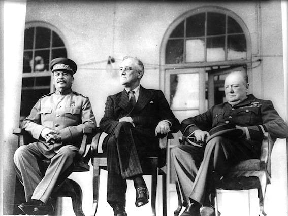 Churchill, Roosvelt e Stalin a Teheran.