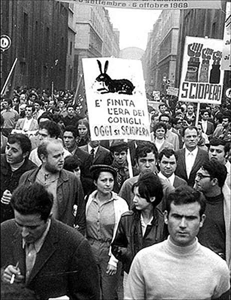 Corteo operaio durante lo sciopero dell'11 settembre 1969.