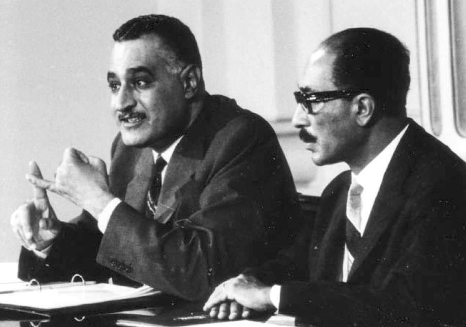 Nasser (a sinistra) con il suo successore Sadat.