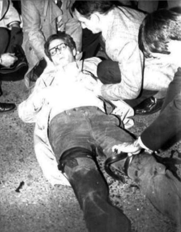 Carlo Castellano, dirigente dell'Ansaldo di Genova, ferito dalla Brigate rosse il 17 novembre 1977.