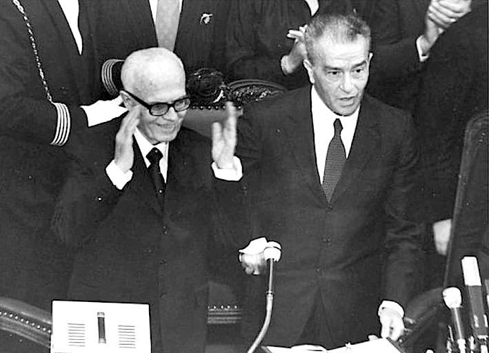 Pertini salutato dal Parlamento dopo la sua elezione a Presidente della Repubblica.