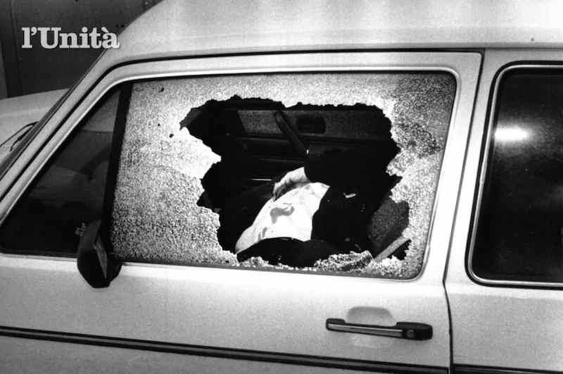Il corpo del giudice Ciaccio Montalto ucciso dalla mafia il 25 gennaio 1983 a Trapani.