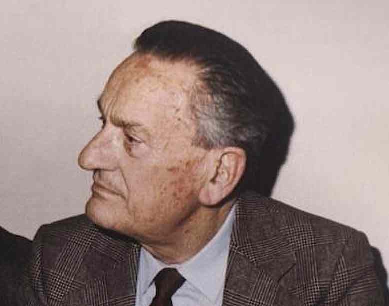 A ravenna il 5 novembre 1989 muore Benigno Zaccagnini ex segretario della Dc.