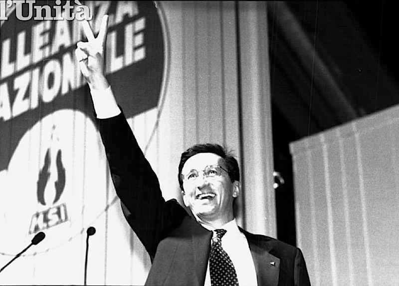 Gianfranco Fini il 6 luglio 1991 torna alla segreteria del Msi-An.