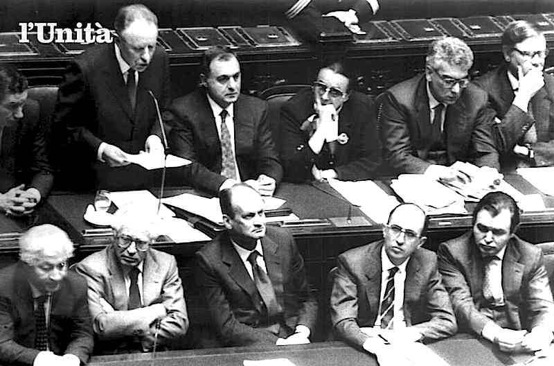 Ciampi presenta il suo governo al Parlamento il 6 maggio 1993.