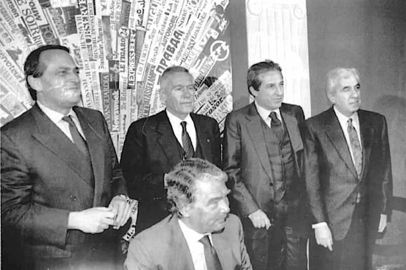 Il 3 luglio 1993 il governo e i vertici di Confindustria e sindacati confederali siglano l'accordo su contrattazione e limiti agli aumenti salariali.